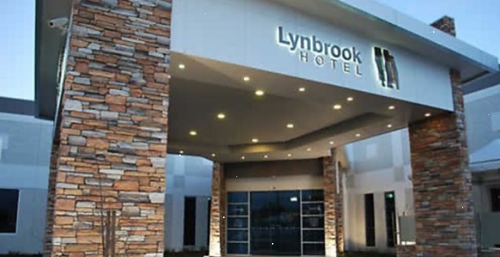 Lynbrook Hotel